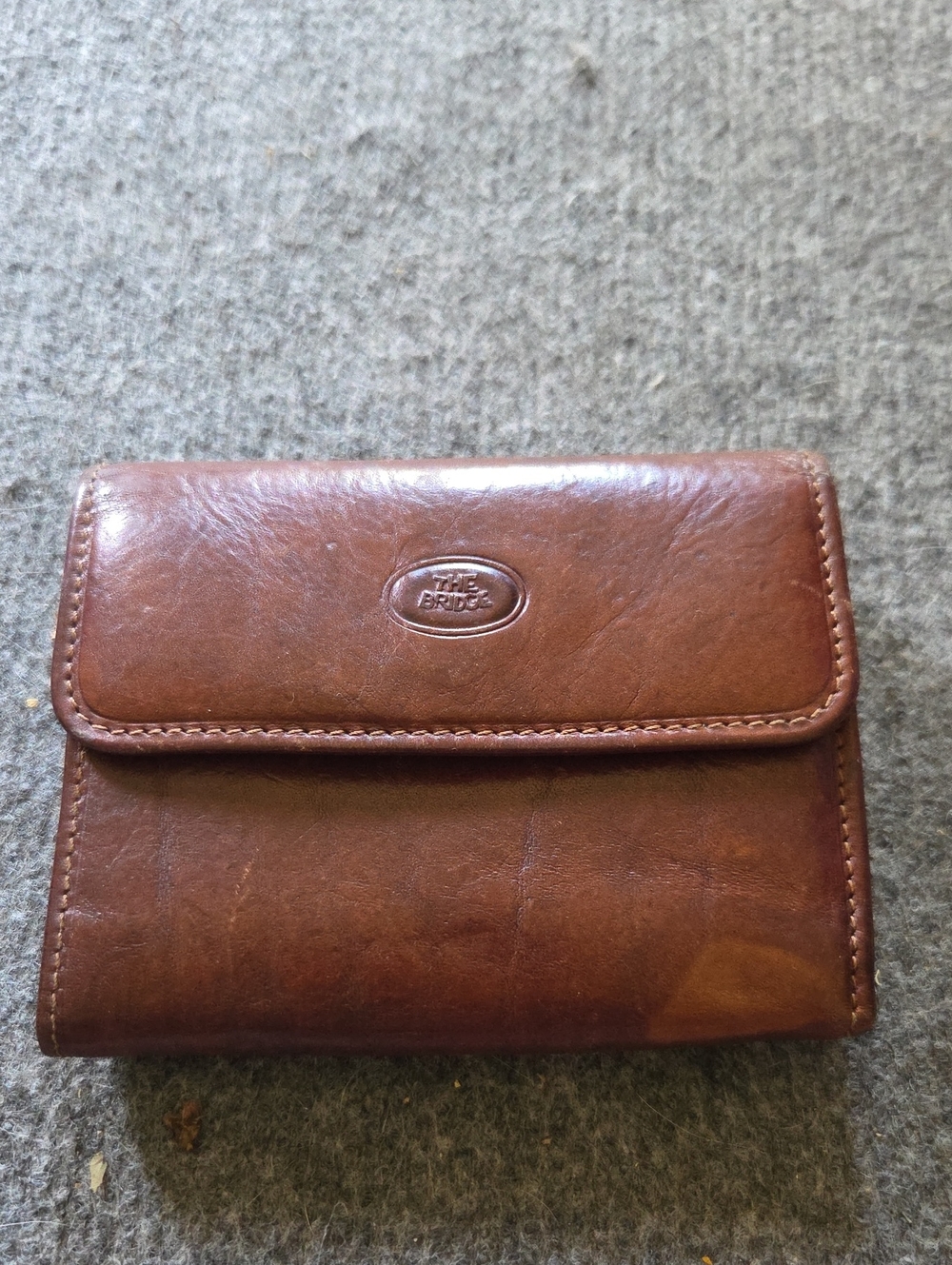 The Bridge Brown Leather Men's Wallet - Classic Folded Design